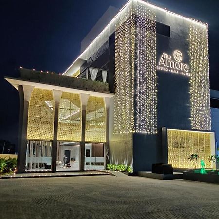The Amore Surat Hotel Exterior photo