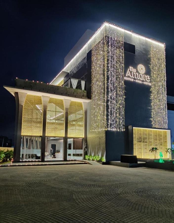 The Amore Surat Hotel Exterior photo