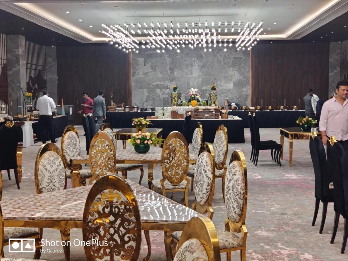 The Amore Surat Hotel Exterior photo